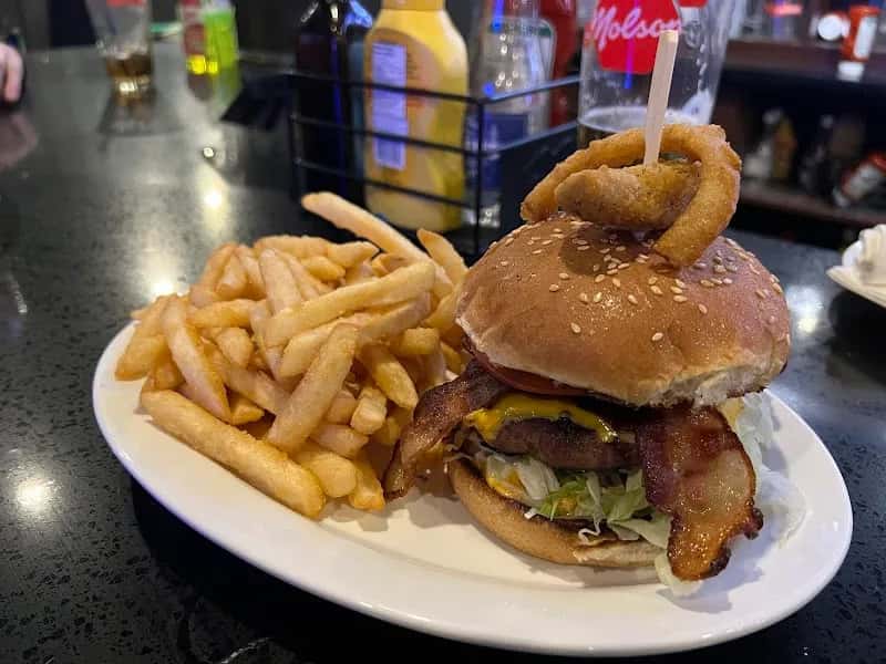 Burke Steiners Pub and Grill — venue photo 5