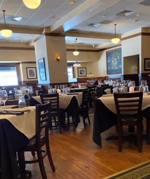 Maggiano's Boston — venue photo 4