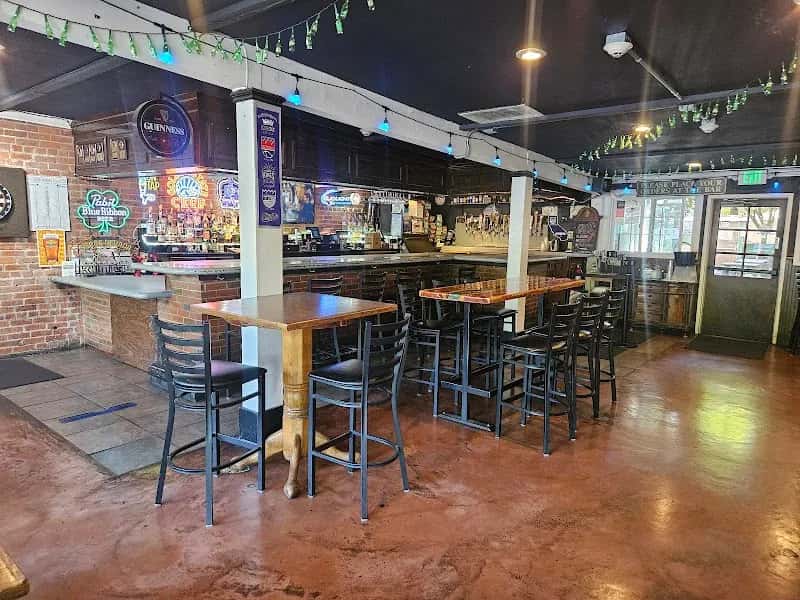 Streets Pub and Grub — venue photo 4