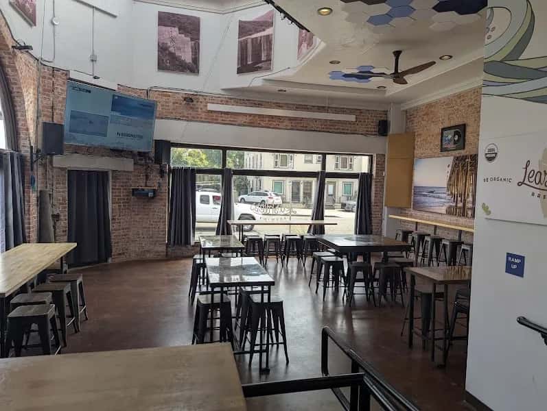 Leashless Brewing — venue photo 3