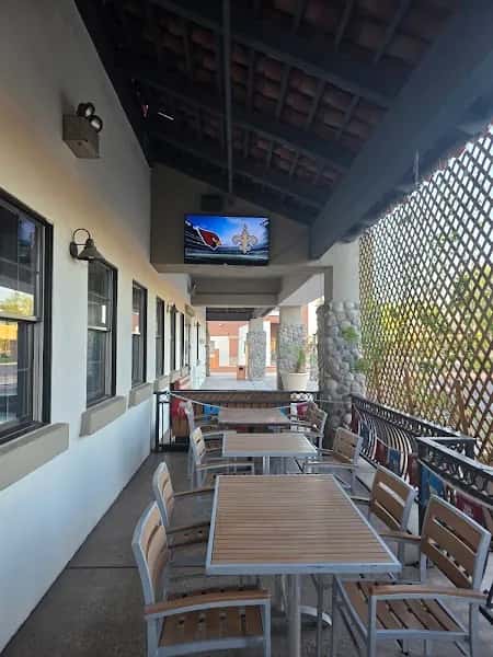 Oggi's Sports, Brewhouse & Pizza — venue photo 4