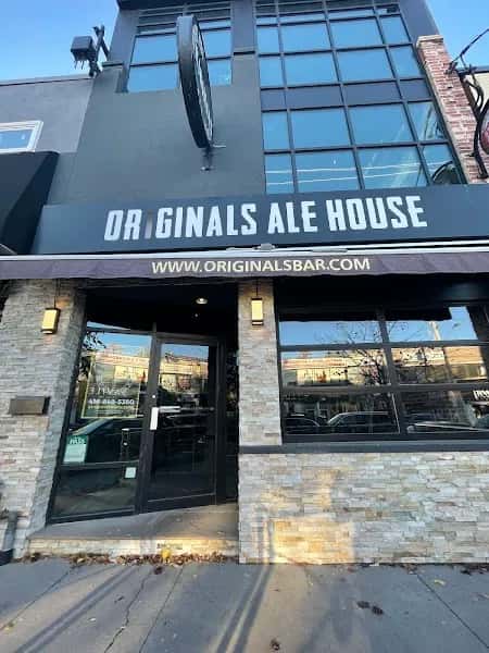 Originals Alehouse - Bayview Ave — venue photo 5