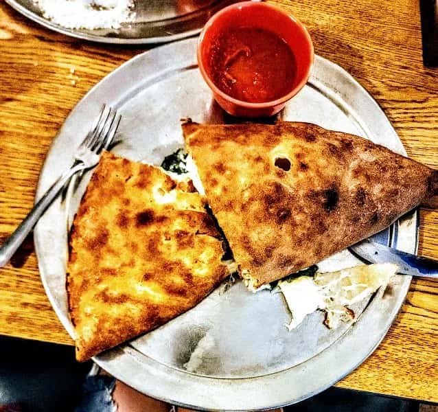 Frank's Pizza in Salem — venue photo 4