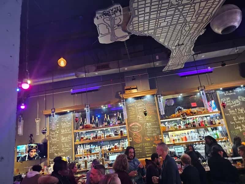 Morty's Wine and Beer Bar — venue photo 5