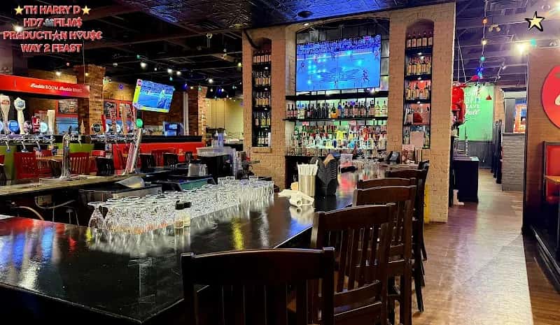 East Side Mario's Bayfield — venue photo 2