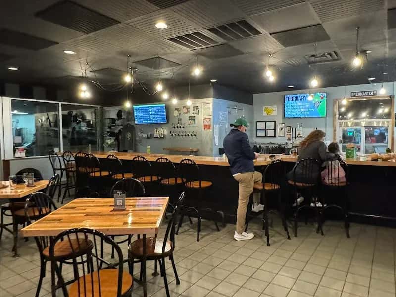 Bust’d Brewing — venue photo 4