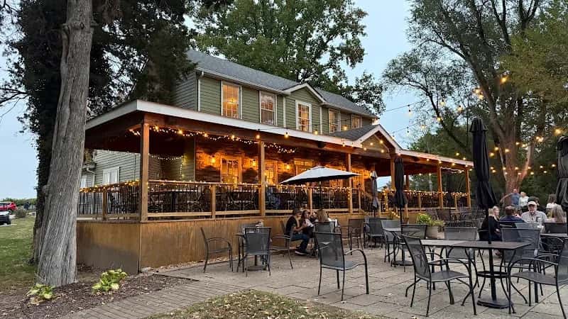 Lake Creek Winery  — venue photo 2