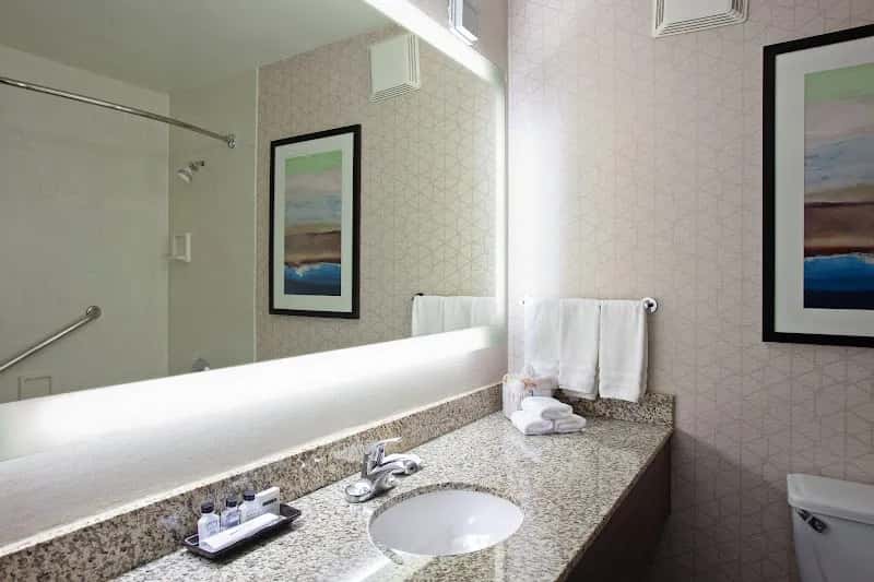 Crowne Plaza Silicon Valley North  — venue photo 4