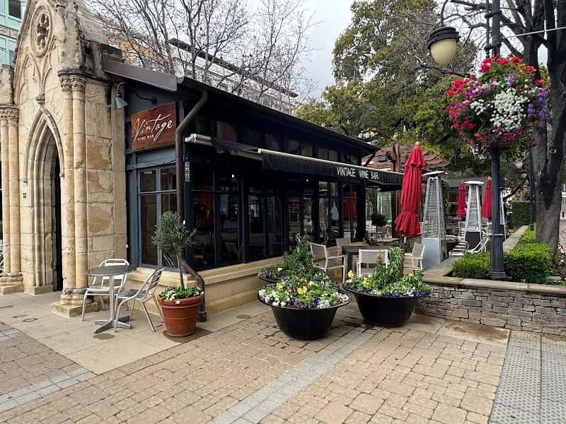 Vintage Wine Bar — venue photo 4