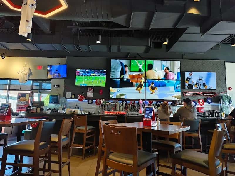 Boston Pizza Seton — venue photo 3