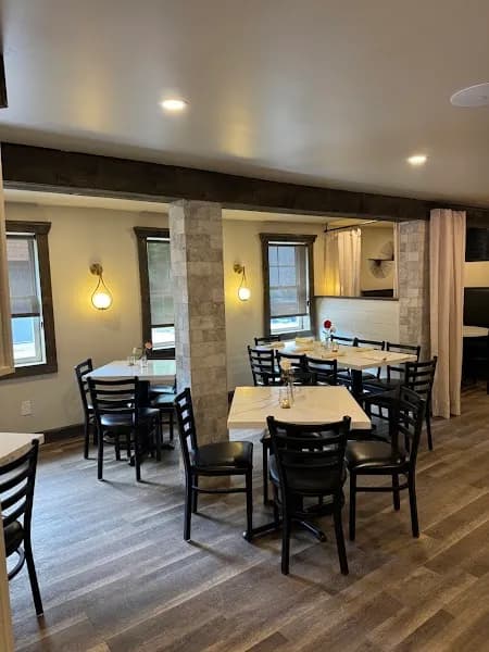 Amalfis Trattoria — venue photo