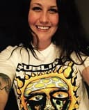 Kelli Robinson , Paint Nite artist in Calgary