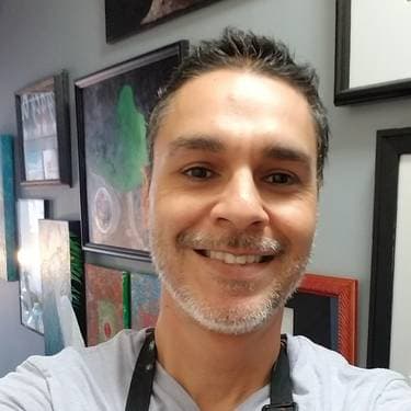 Jose E Gonzalez - PaintNite artist profile image