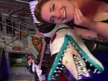 Camille Ponseti shop logo