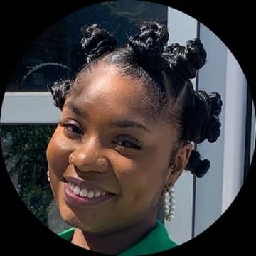 Genesis Johnson - PaintNite artist profile image