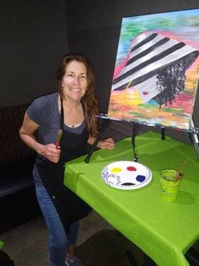 Donna Robinson - PaintNite artist profile image