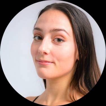 Heloise Koszegi - PaintNite artist profile image