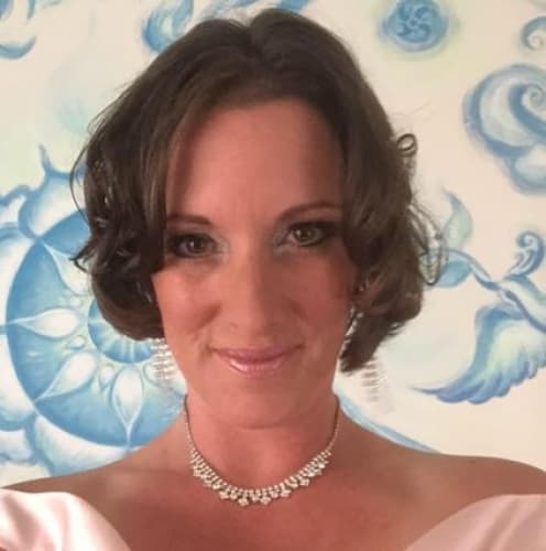 Angelina Vaught, Paint Nite artist in KAPOLEI