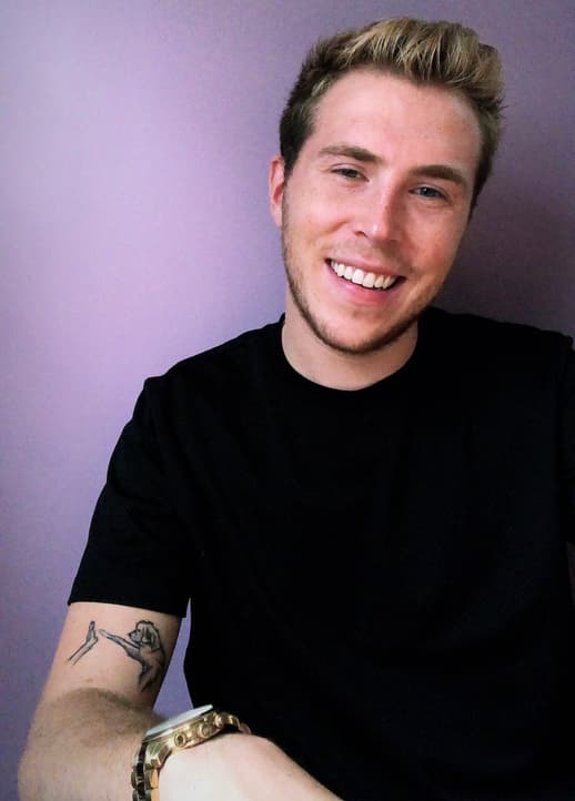 undefined, Paint Nite artist in Williamsville