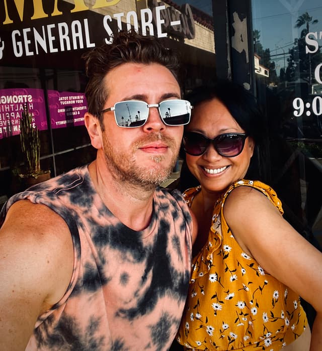 Paint with Auburn & Tila, Paint Nite artist in Marina Del Rey