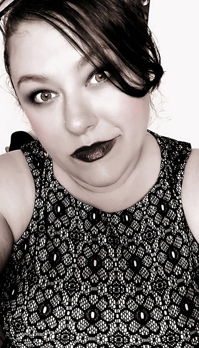 Sara Laviolette2, Paint Nite artist in Orleans