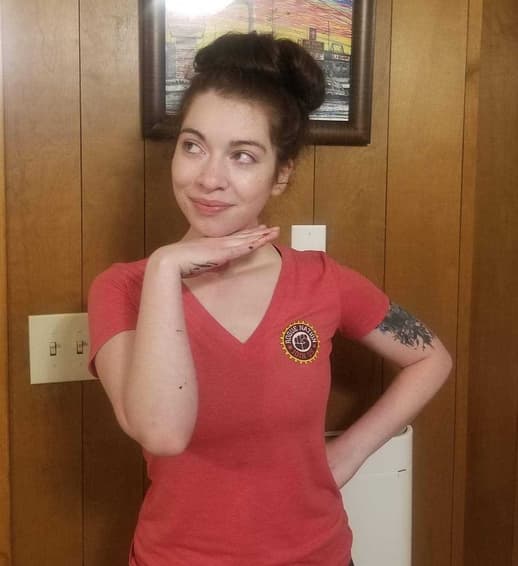 Roxana Cualio, Paint Nite artist in Portland