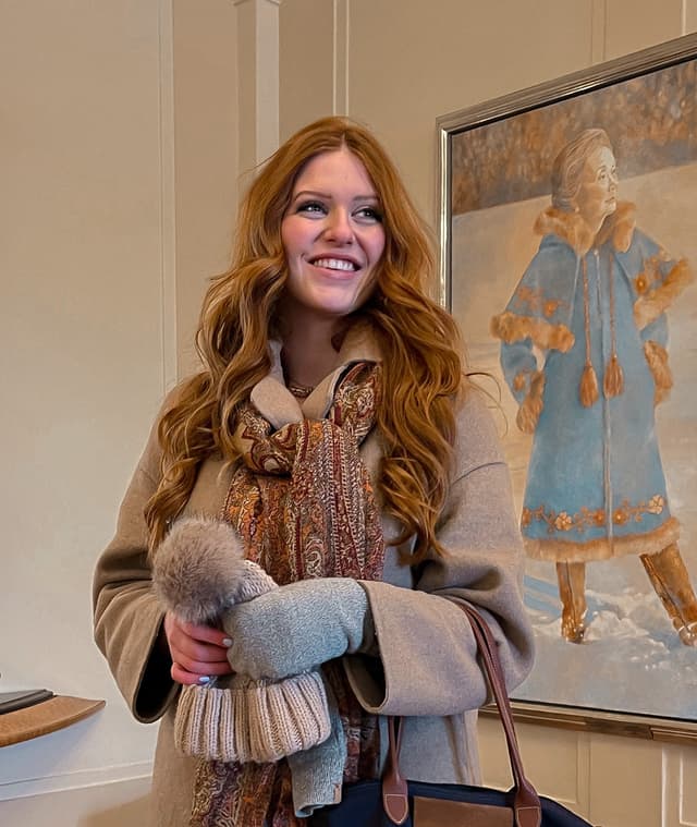 Samantha Spellman , Paint Nite artist in Nepean