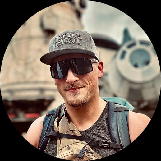 Gabriel Pfeiffer, Paint Nite artist in Anchorage