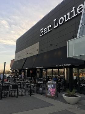 Bar Louie Commack