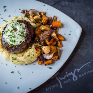 Twigs Bistro - PaintNite event location