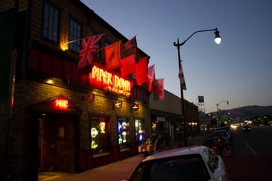 Piper Down Pub - PaintNite event location