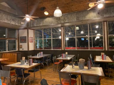 Joe's Crab Shack - Fairfax - PaintNite event location