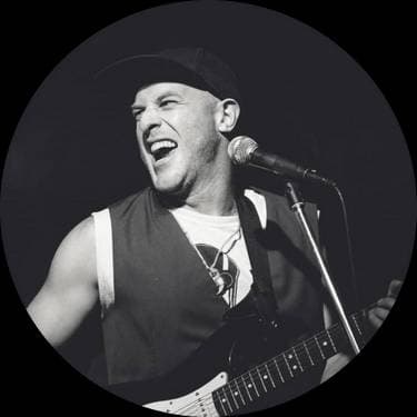 T-rav The Transformer shop logo