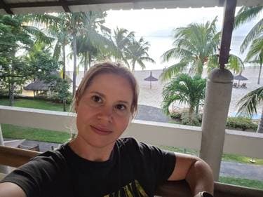 Michelle F shop logo