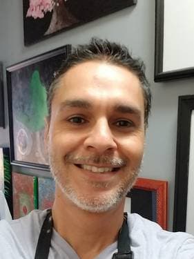 Jose E Gonzalez shop logo