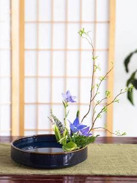 Ikebana Mindful Japanese Flower Arrangement shop logo