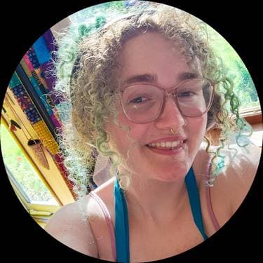 Natalie Scott-Central IL shop logo