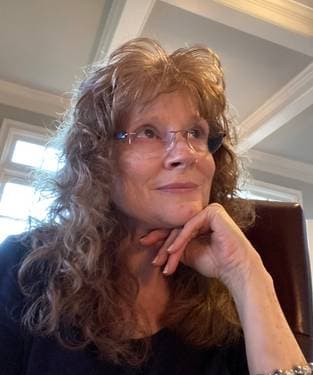 Angela Sigari2 , Marietta, GA | Powered by Yaymaker