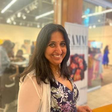 Neena Jyoti - PaintNite artist profile image