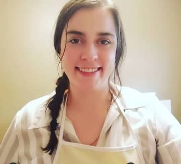 Sam Burnell - PaintNite artist profile image