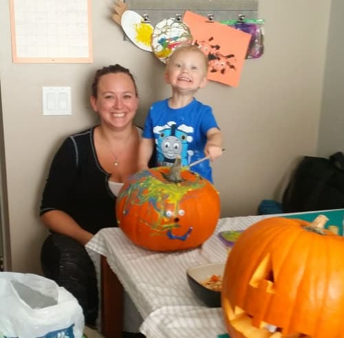 Rachelle Kuzyk, Paint Nite artist in Coronation