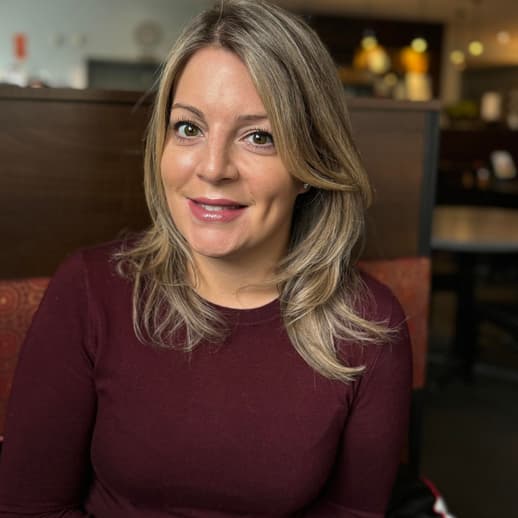 Ashley: Team Buttercup, Paint Nite artist in Barrie