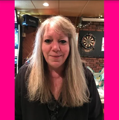 Uno's Chicago Grill (Clifton) 06/20/2019 — Artist