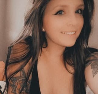 Arianna Gatton, Paint Nite artist in Fallston