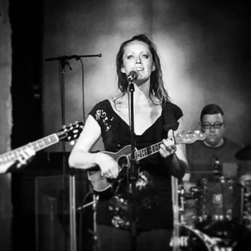 Natalie Bee, Paint Nite artist in Edmonton