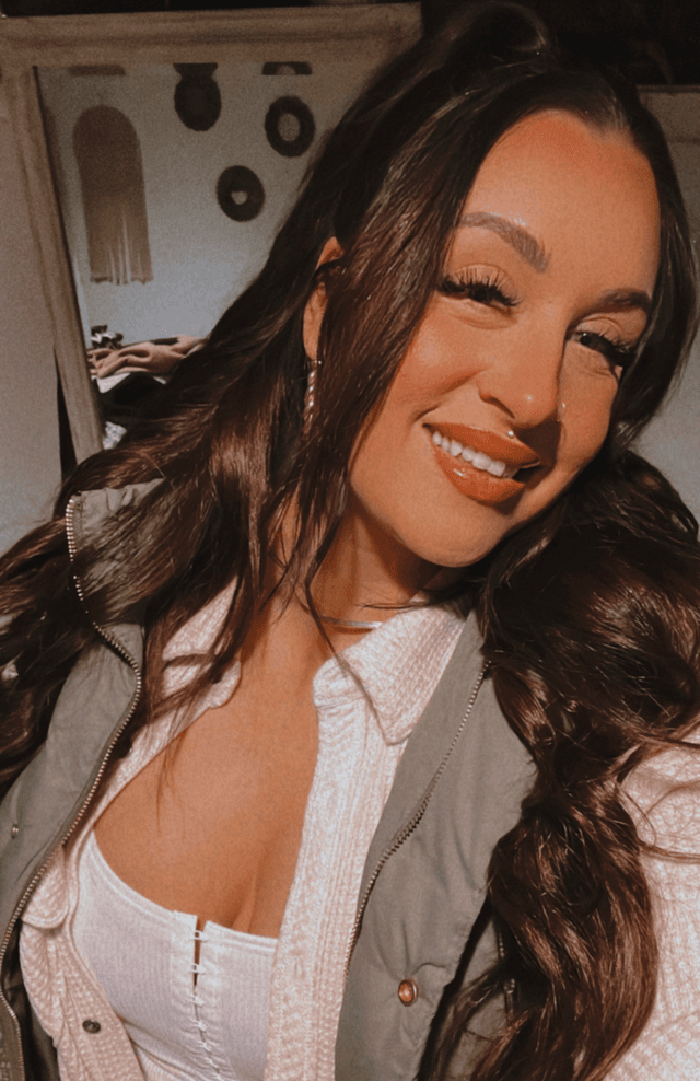 Savannah Robinson #TeamCreativeMagic, Paint Nite artist in Ottawa