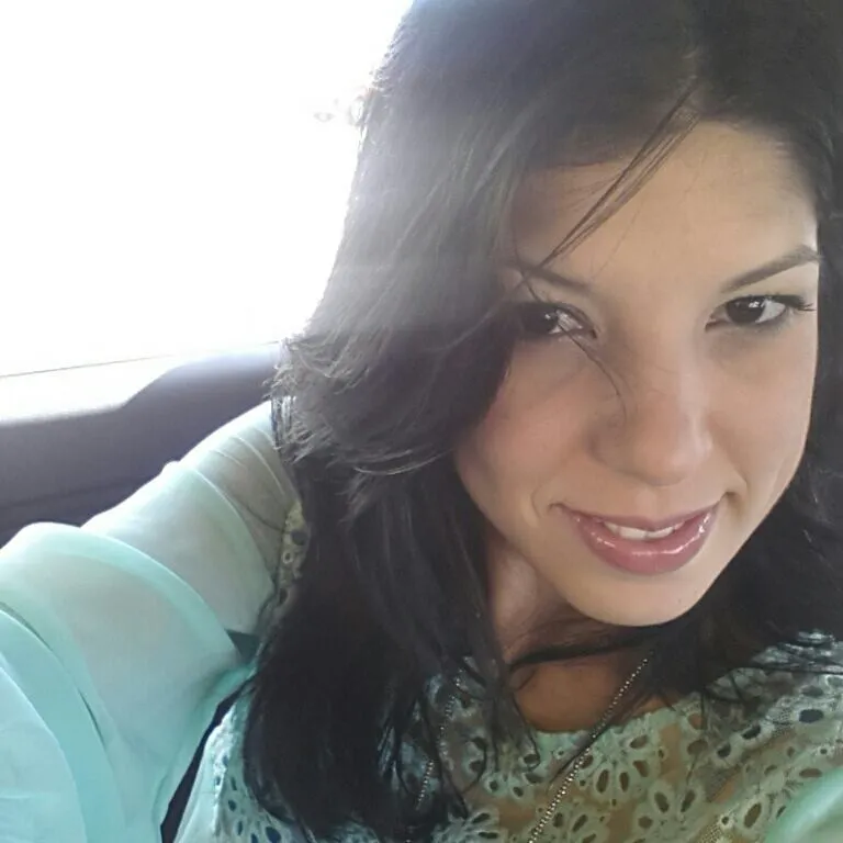 Yesenia M Rivera