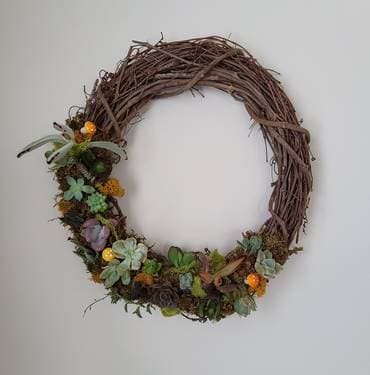 Live Succulent Grapevine Wreath - Paint and sip event at Hardwick Crossing Country Club in Gilbertville, MA - PaintNite.com