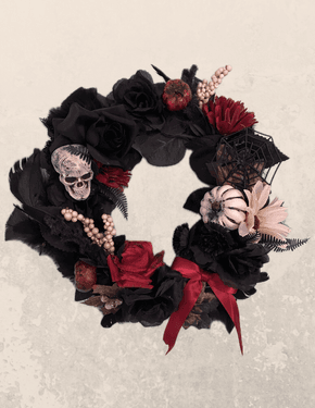 Goth Halloween Wreath - Paint Nite event in Calgary, AB