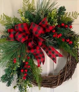 Winter Wreath B thumbnail
